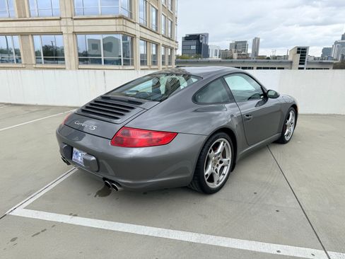 Used 2008 Porsche 911 Carrera 4S image 9