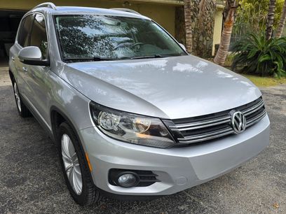 Used 2015 Volkswagen Tiguan SE