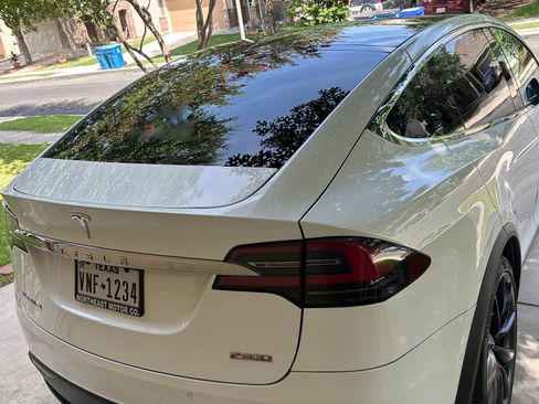 Used 2016 Tesla Model X Performance image 12