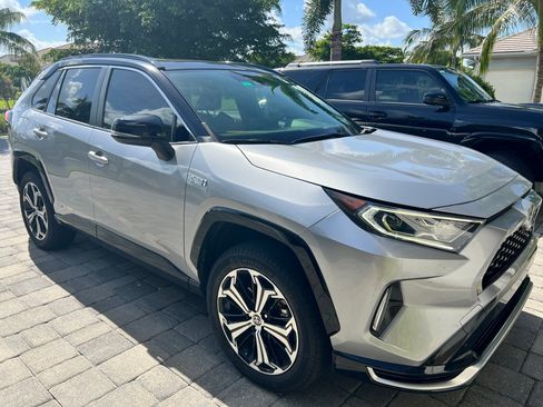 Used 2021 Toyota RAV4 XSE w/ Weather Package AWD/4WD image 12