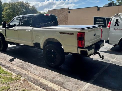 Used 2023 Ford F350 Lariat w/ Lariat Ultimate Package AWD/4WD image 9