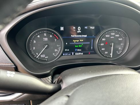 Used 2020 Cadillac XT4 Sport image 21