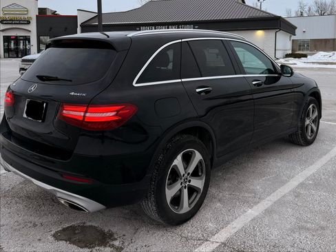 Used 2019 Mercedes-Benz GLC 300 4MATIC image 8