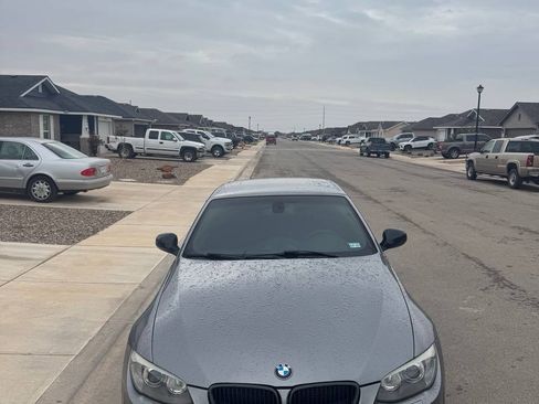 Used 2012 BMW 335is Convertible image 4