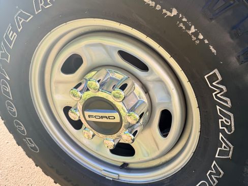 Used 2023 Ford F250 XL w/ XL Off-Road Package image 10