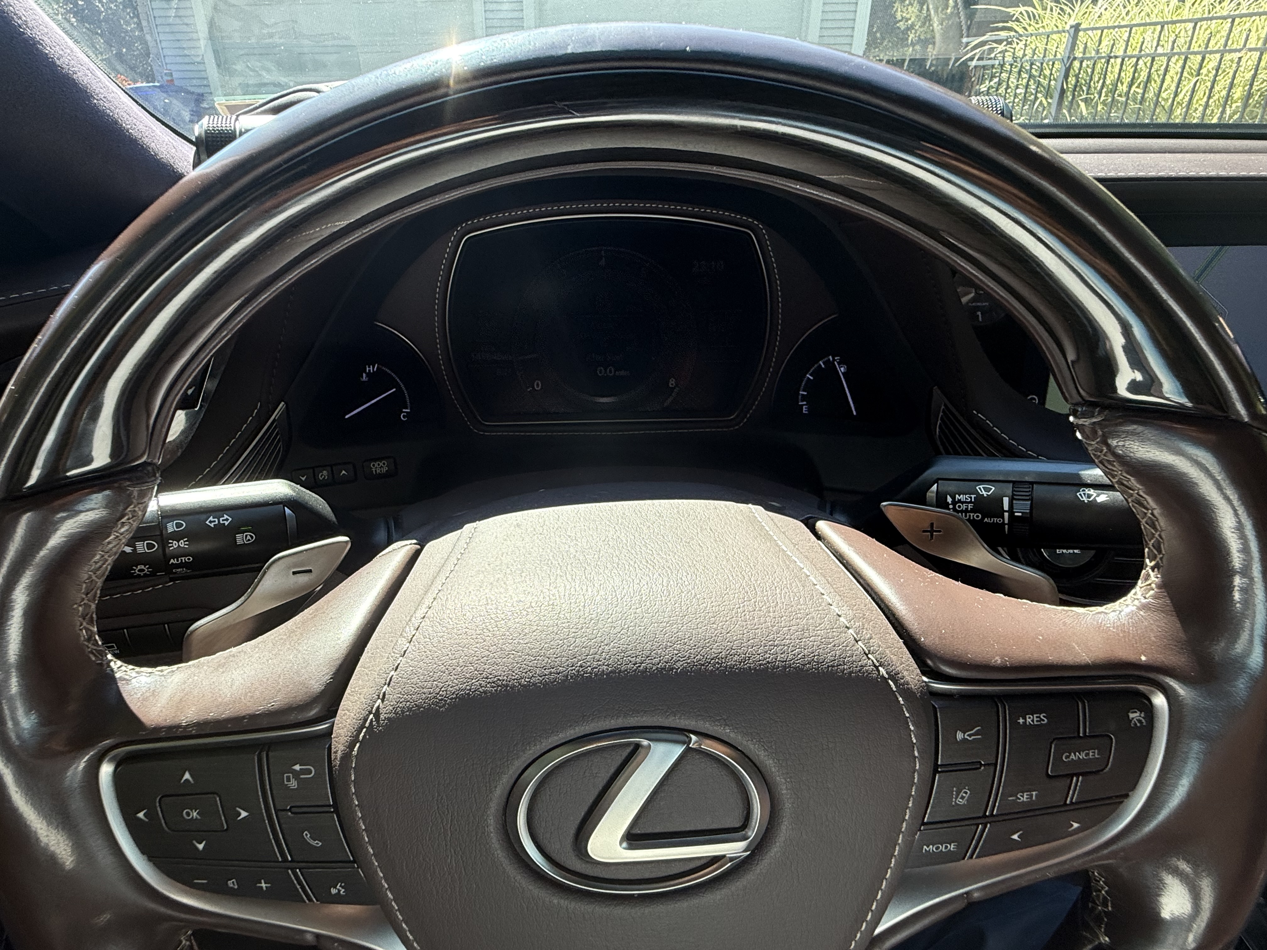 Used 2018 Lexus LS 500 AWD w/ Luxury Package image 17
