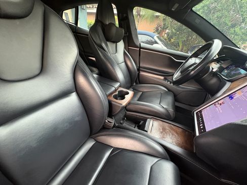 Used 2018 Tesla Model S 75D AWD/4WD image 12