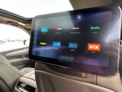 Used 2026 Cadillac Escalade V w/ LPO, ONYX Package image 14