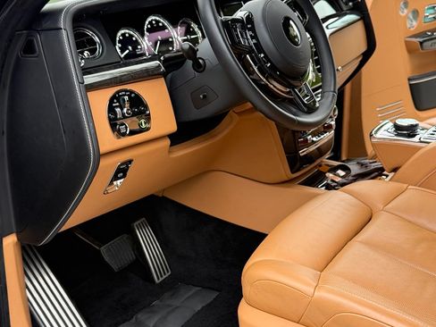 Used 2020 Rolls-Royce Phantom Sedan RWD image 14