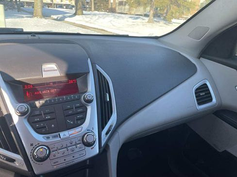 Used 2011 GMC Terrain SLE image 18