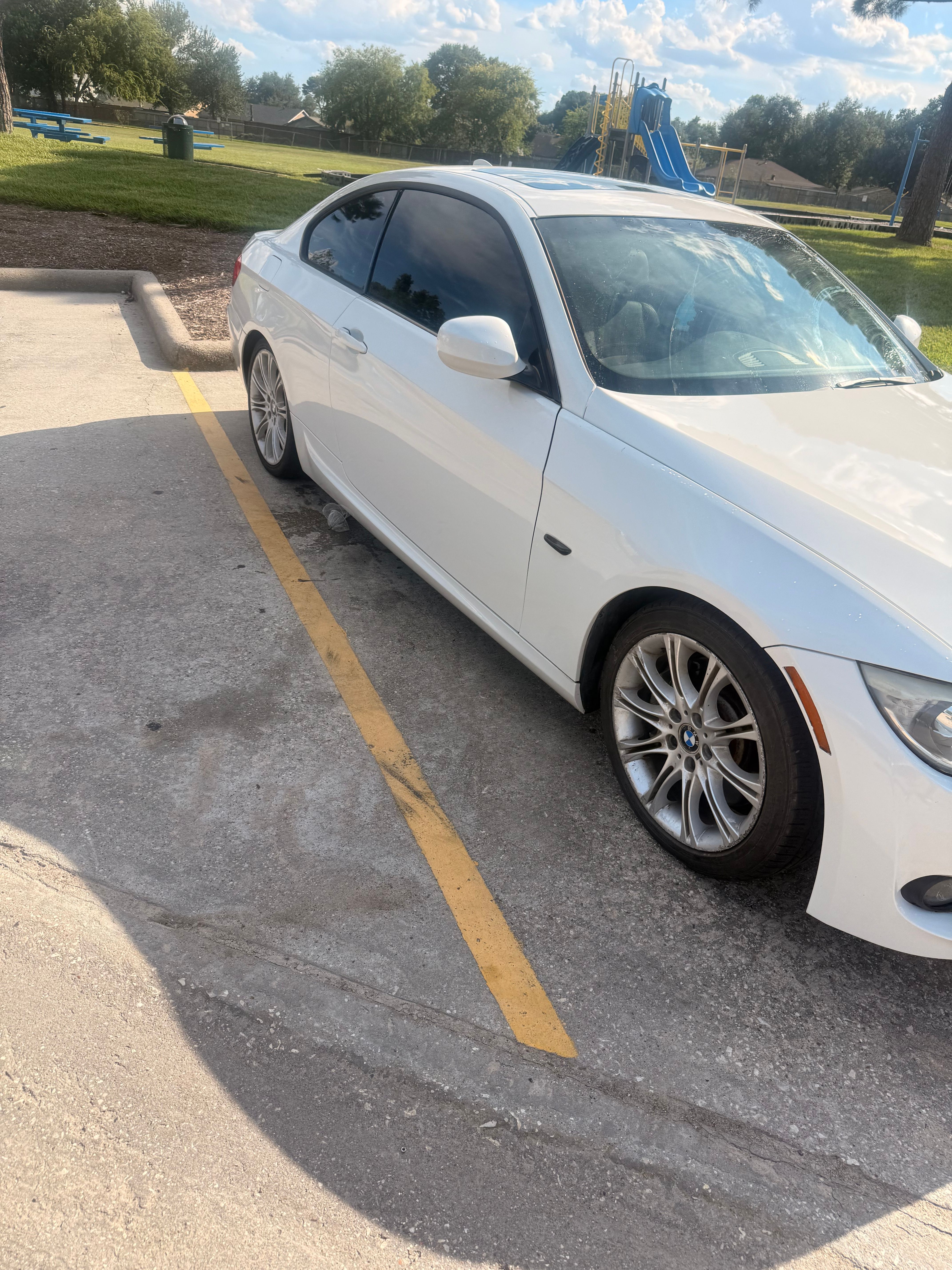 Used 2011 BMW 335i Coupe RWD image 14