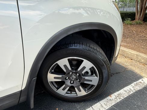 Used 2017 Honda Ridgeline RTL-T image 20