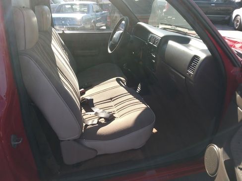 Used 1997 Toyota Tacoma 2WD Regular Cab image 9