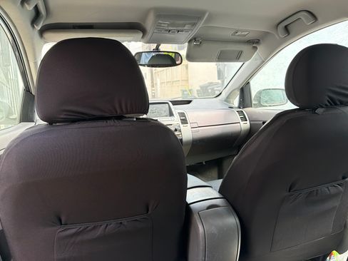 Used 2004 Toyota Prius FWD image 9