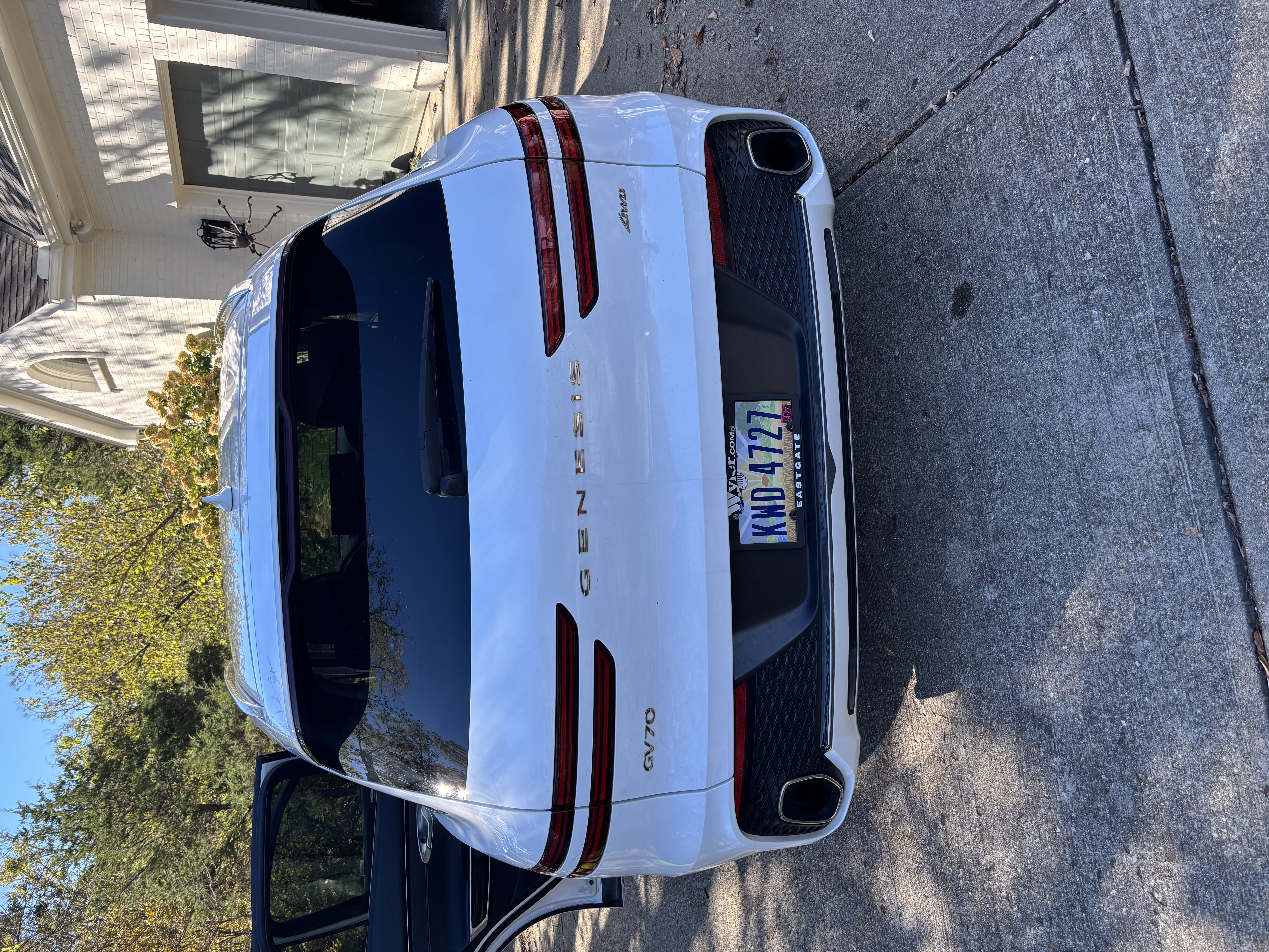 Used 2023 Genesis GV70 2.5T AWD/4WD image 4