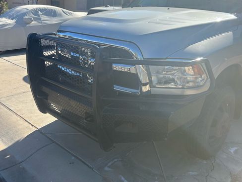 Used 2016 RAM 3500 Tradesman w/ Chrome Appearance Group image 2