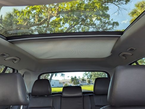 Used 2016 Volkswagen Tiguan SEL image 22