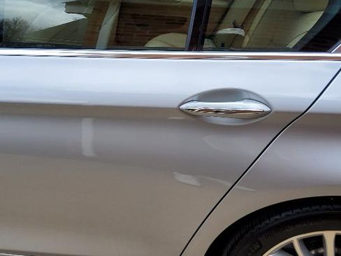 Used 2015 BMW 528i xDrive Sedan image 16