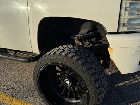 Used 2012 Chevrolet Silverado 2500 LT w/ Interior Plus Package image 5