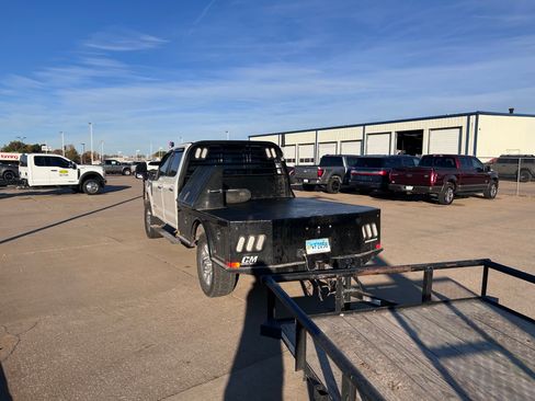 Used 2017 Ford F350 Platinum w/ FX4 Off-Road Package image 9