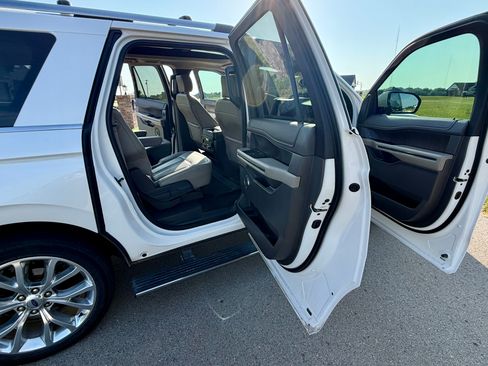 Used 2019 Ford Expedition Max Limited w/ Equipment Group 302A RWD image 13