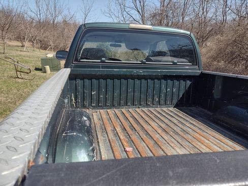 Used 2001 Dodge Ram 2500 Truck 2WD Quad Cab image 8