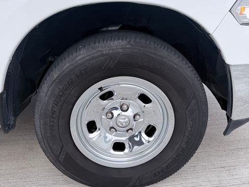 Used 2020 RAM 1500 Tradesman w/ Power & Remote Entry Group image 9