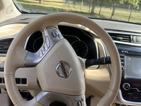 Used 2017 Nissan Murano Platinum w/ Platinum Technology Package image 12