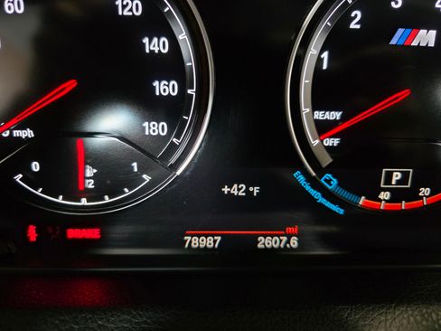 Used 2018 BMW M2 image 23