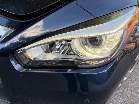 Used 2015 INFINITI Q70 L 5.6 w/ V8 Deluxe Technology Package RWD image 19