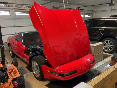 Used 1995 Chevrolet Corvette Coupe image 9