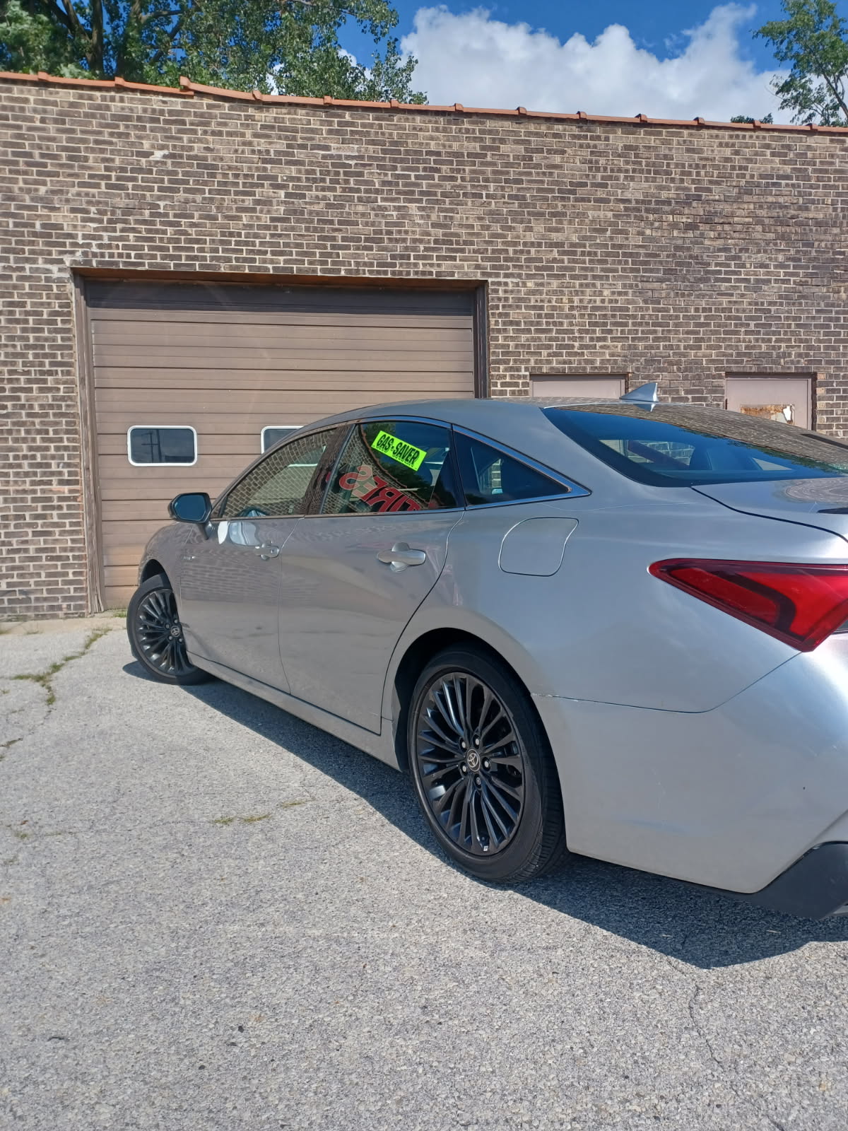 Used 2021 Toyota Avalon XSE w/ Carpet Mat Package (TMS) FWD image 12