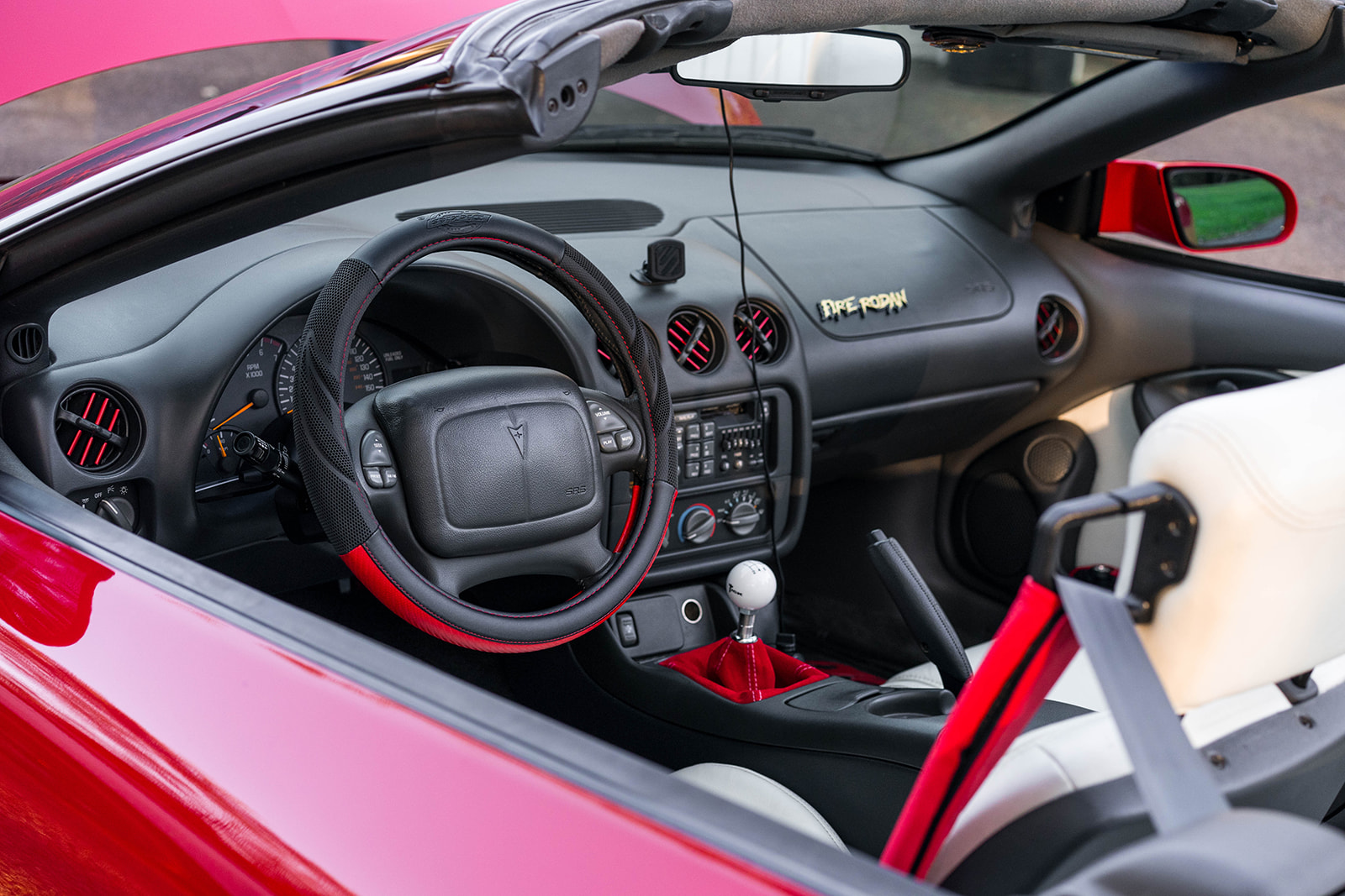Used 1997 Pontiac Firebird Trans Am RWD image 11