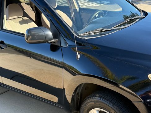 Used 2007 Toyota RAV4 2WD image 9