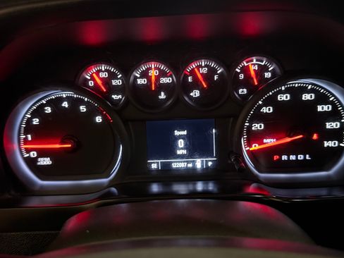 Used 2020 Chevrolet Silverado 1500 Custom w/ Custom Value Package RWD image 20
