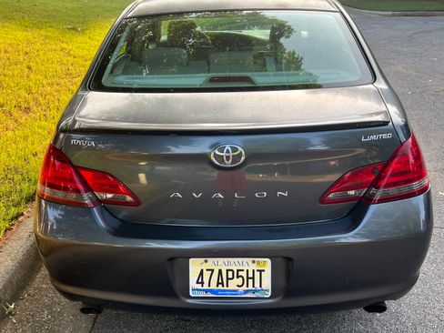 Used 2008 Toyota Avalon Limited FWD image 4