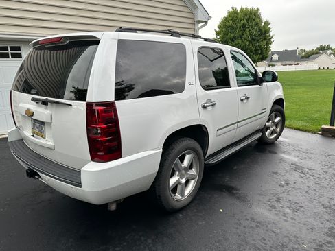 Used 2014 Chevrolet Tahoe LTZ AWD/4WD image 4