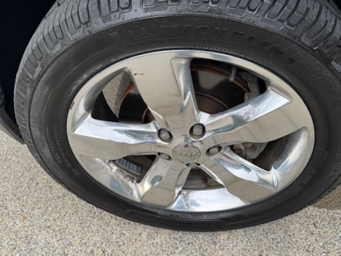 Used 2012 Jeep Grand Cherokee Overland Summit image 29