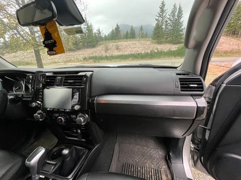 Used 2021 Toyota 4Runner TRD Off-Road Premium w/ Moonroof Package image 20