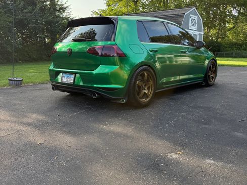 Used 2016 Volkswagen GTI S w/ Lighting Package (SEL) FWD image 9
