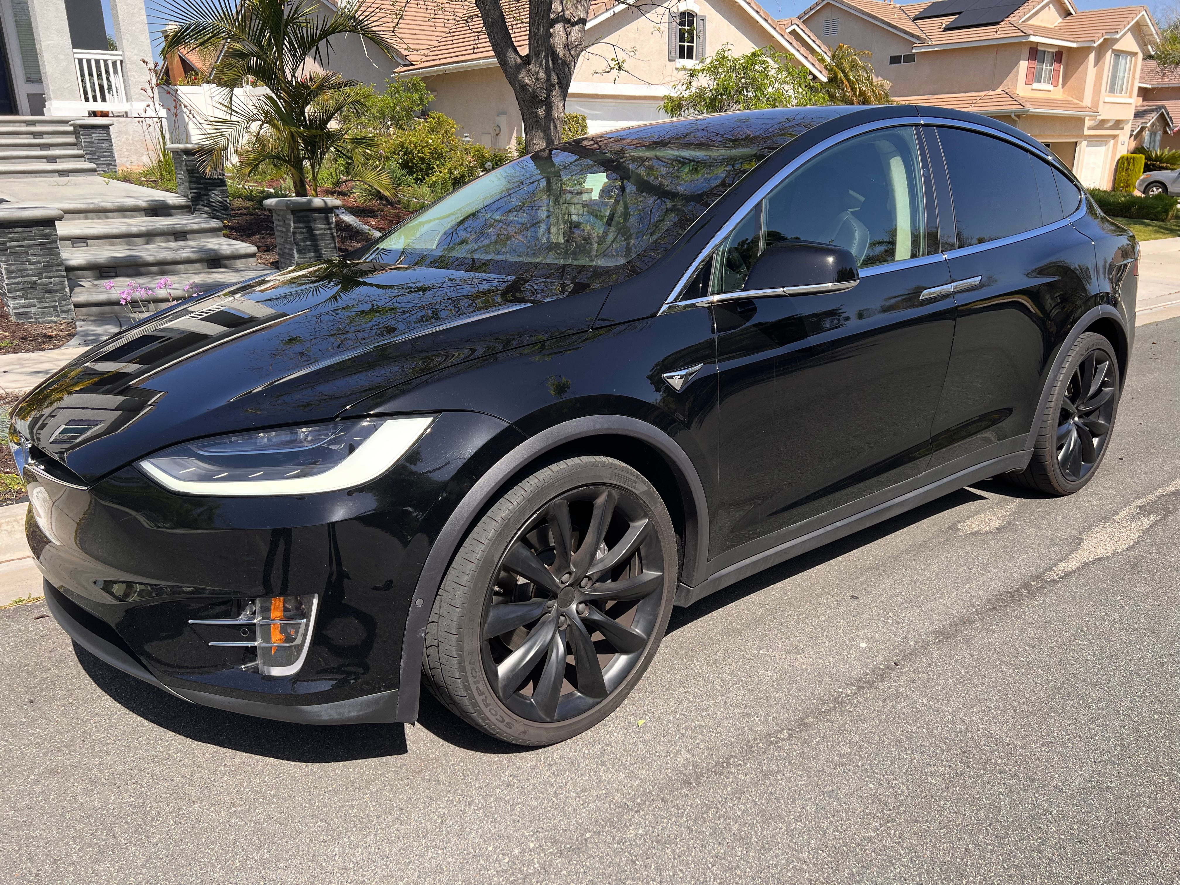 Used 2018 Tesla Model X 75D AWD/4WD image 6
