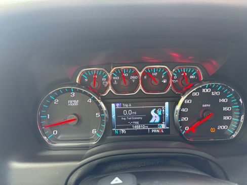 Used 2019 GMC Yukon SLT AWD/4WD image 11