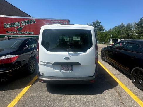 Used 2023 Ford Transit Connect XL image 5