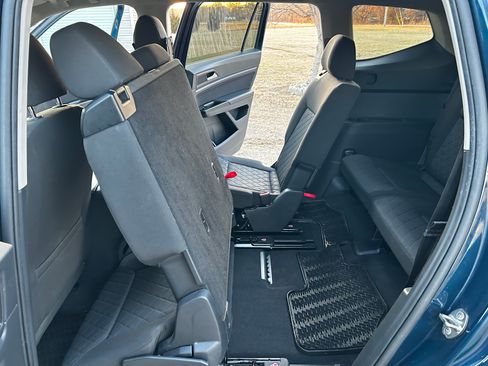 Used 2021 Volkswagen Atlas S image 10