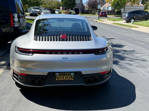 Used 2022 Porsche 911 Carrera image 6