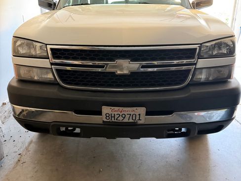 Used 2007 Chevrolet Silverado 2500 W/T image 1