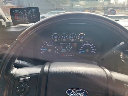 Used 2016 Ford F350 Platinum w/ Platinum Package image 10