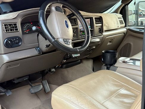 Used 2003 Ford Excursion Limited image 11