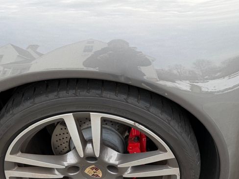 Used 2011 Porsche 911 Carrera 4S image 22