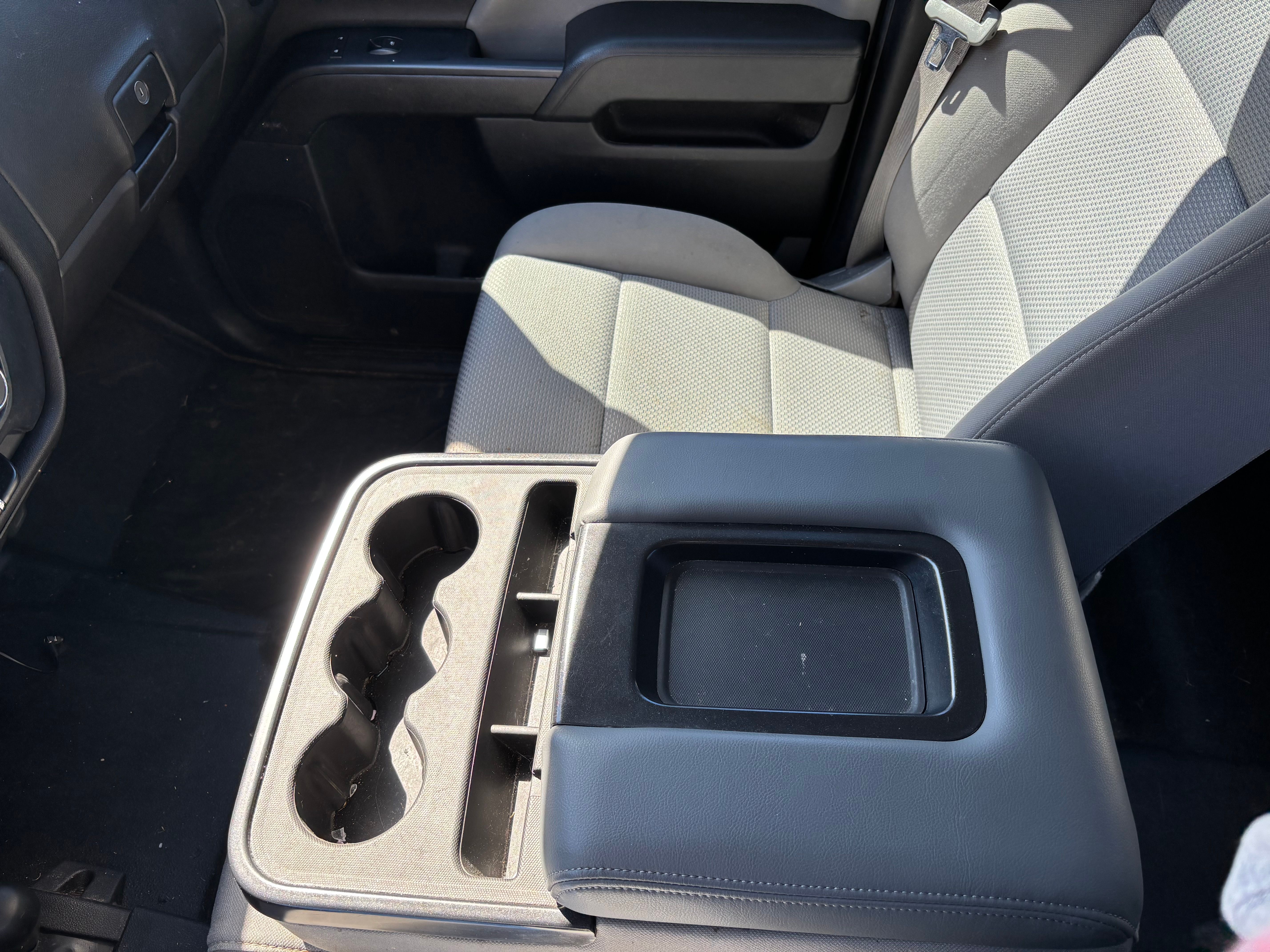 Used 2016 Chevrolet Silverado 2500 W/T AWD/4WD image 8